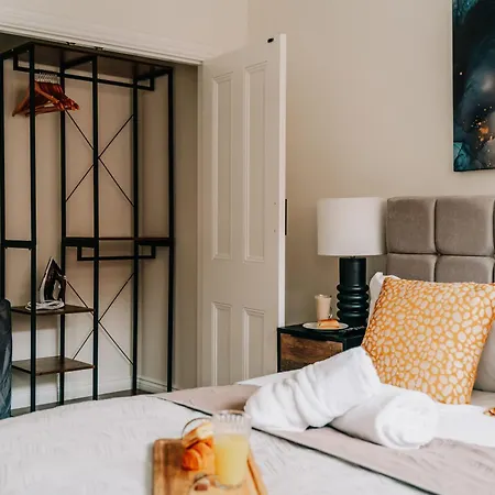 Stunning Grade Ii Living Family Contractors * Birmingham