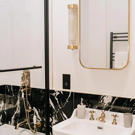 Apartment Stunning Grade Ii Living Family Contractors Birmingham