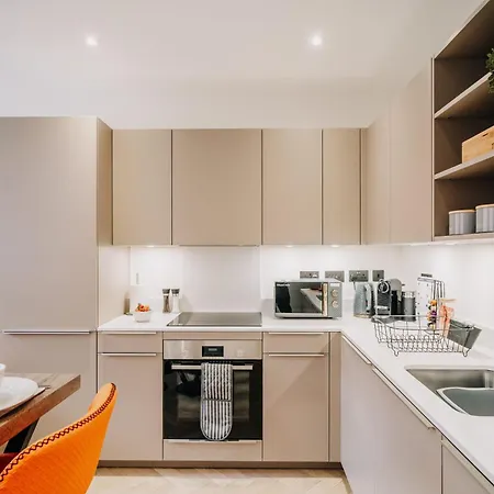 Stunning Grade Ii Living Family Contractors *