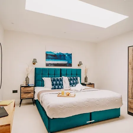 Stunning Grade Ii Living Family Contractors Birmingham