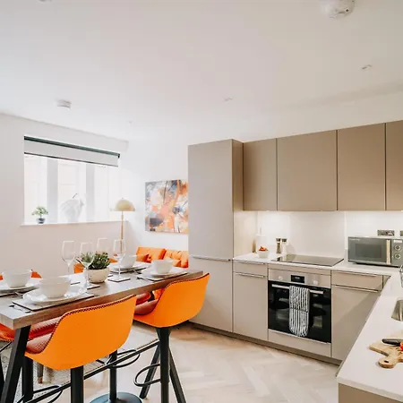Stunning Grade Ii Living Family Contractors Apartment
